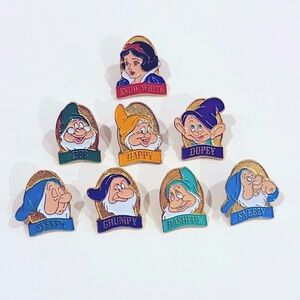 SOLD!!! Vintage 1994 Disney Snow White & 7 Dwarves Lapel Pin Collectible Set